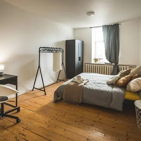 Апартаменты Modern 3-bedroom - Stabu Street *