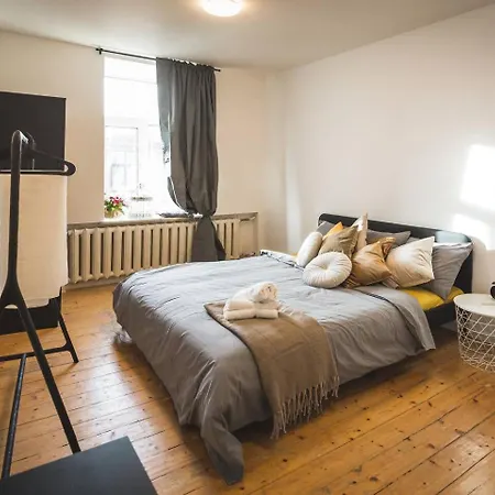 Modern 3-bedroom - Stabu Street Riga