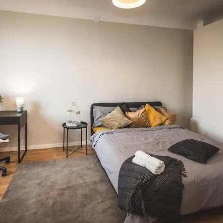 Modern 3-bedroom - Stabu Street