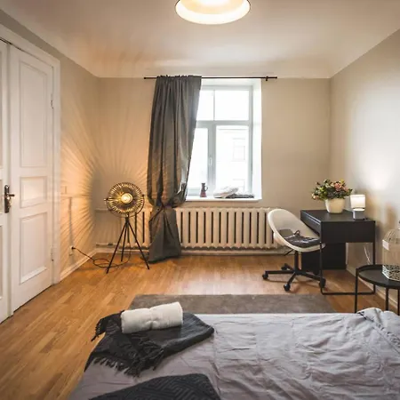 Modern 3-bedroom - Stabu Street Apartment Riga